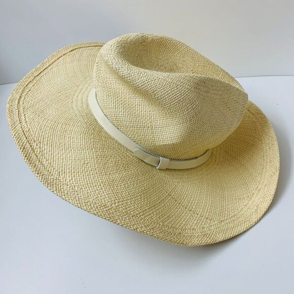 Revolve Hat Attack Panama Hat in Natural & Bone Beach Vacation Cruise Summer - Picture 1 of 8